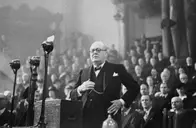 二战最无耻的演说：丘吉尔2次声明，让全世界认清他的丑恶嘴脸！