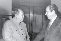 尼克松问：你怎么称呼蒋介石？主席回了7个字，让尼克松捧腹大笑