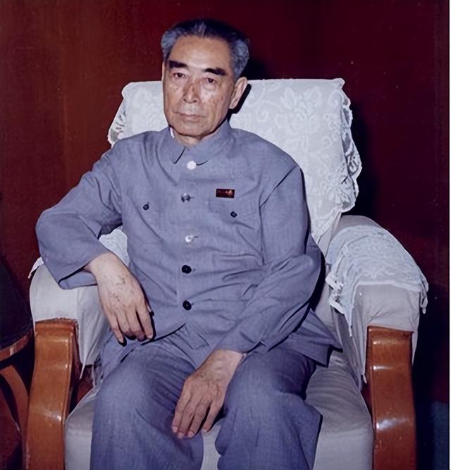 1953年一广州老妇求见周总理，自称是他“妻子”：只要一分钟就好