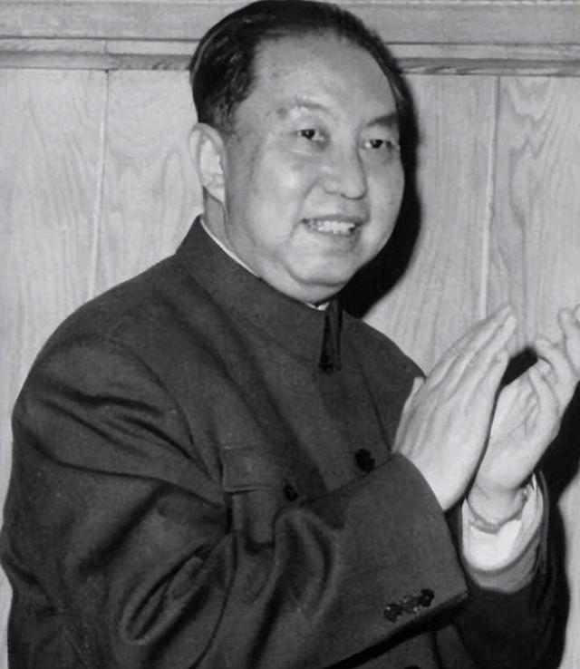 1980年华国锋去南京视察，许世友称病不见，华国锋却执意登门拜访