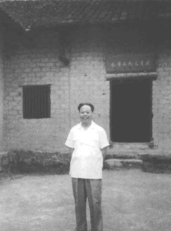 1976年，华国锋会见张耀祠，说起毛主席后询问：202号怎么样了？