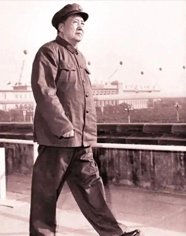 1953年斯大林逝世，我国急电朝鲜前线：请杜平立刻回国接受新任务