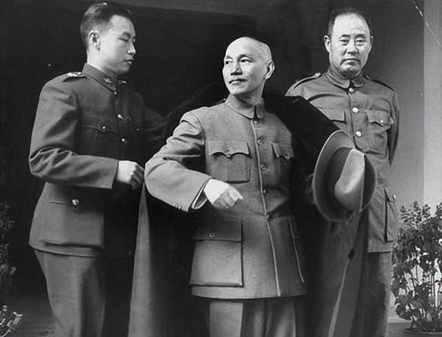 1965年毛主席劝蒋介石回大陆，老蒋提出6个要求，伟人：可以同意