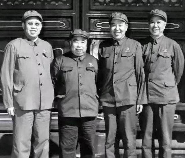 1968年周总理一个电话，黄永胜立马赶到北京，林彪反应却令人称奇