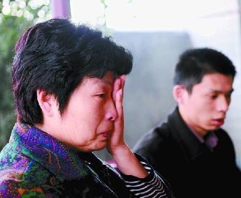 12年前，“暴走妈妈”割肝救儿感动中国，如今他们一家怎么样了？