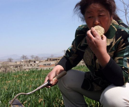 河南农妇“吃土”54年，去医院检查一切正常，嫁人后还回娘家收土