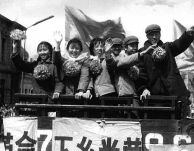 1968年，不顾众人反对，嫁给贫下中农的女知青，后来怎么样了？