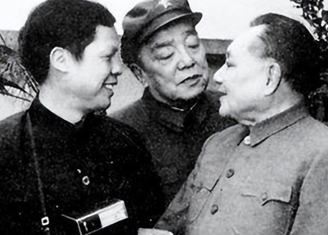 1966年杨尚昆被捕入狱，守卫偷偷塞了一包糖，后来他是如何报答的