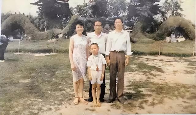 1955年，西安省委书记接见“老红军”问了问题后，直言：冒牌货