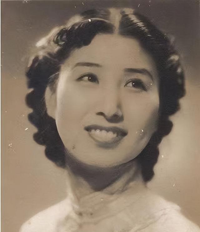 1943年李士群惨死，妻子叶吉卿提四点请求，汪精卫：我只同意三点