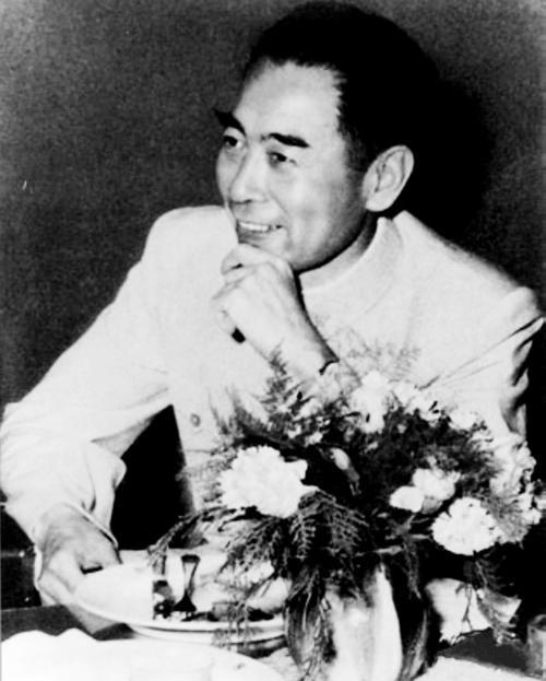 1974年周总理私扣毛主席指令，逝世后才被发现，内容令人感慨不已