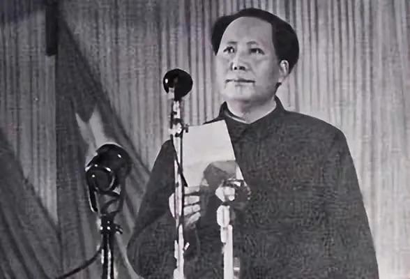 1952年，戴季英被开除党籍公职，毛主席震怒批示：永不任用