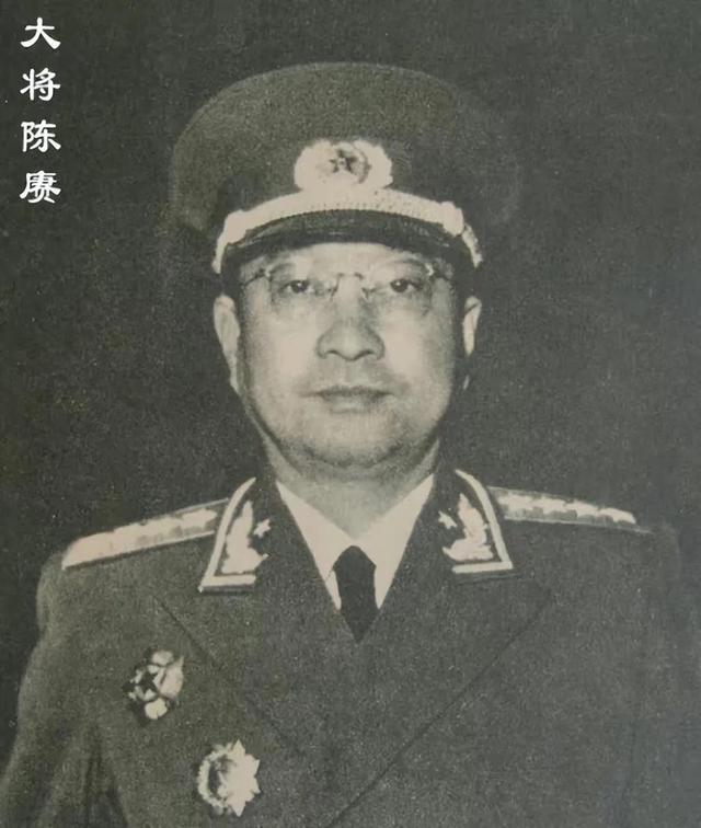 1952年沈毅被法院判死刑，陈赓惜才求情，毛主席说：你去找周总理