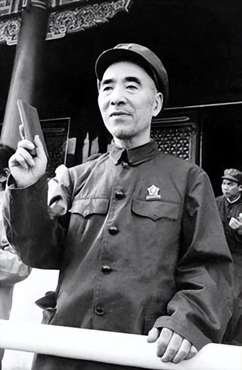 林彪反对入朝参战是因为怯战？1985年黄克诚直言：对他别那么苛刻