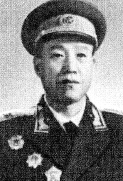 1969年肖全夫拒绝朝苏军坦克开火，陈锡联大怒：这是犯了右倾错误