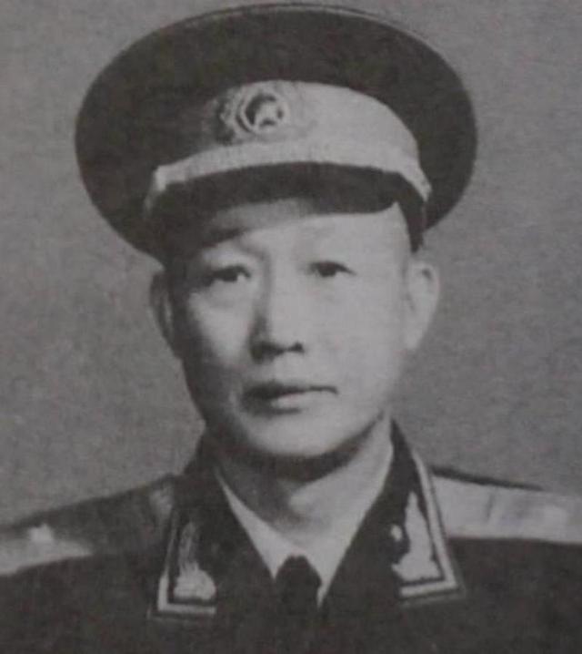 1967年，开国少将揪住彭德怀连扇两耳光，最后他的结局如何？