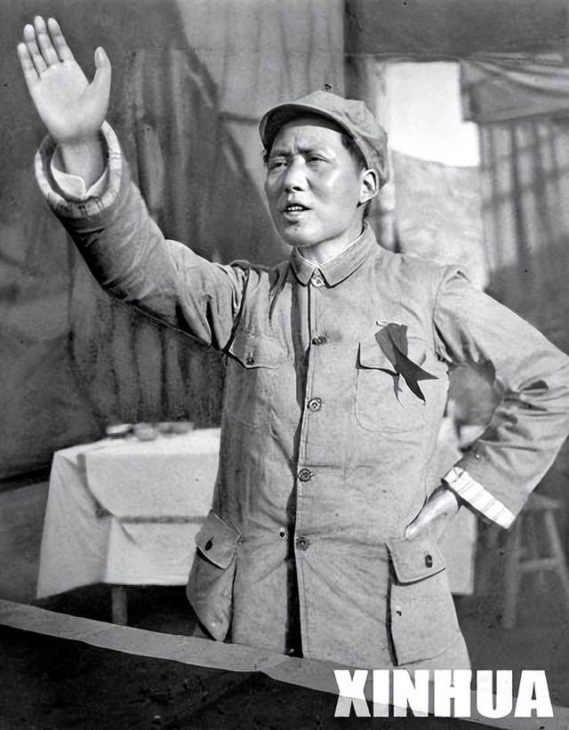 1954年伟人见到族侄，获悉湘潭县委书记是谁后，惊道：他当得了吗