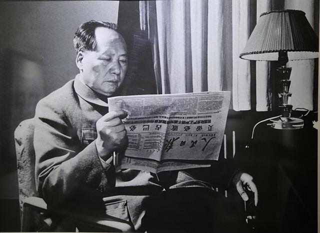 1958年，曾保卫中央领导进北平之人连降十级，主席：我要亲自审查