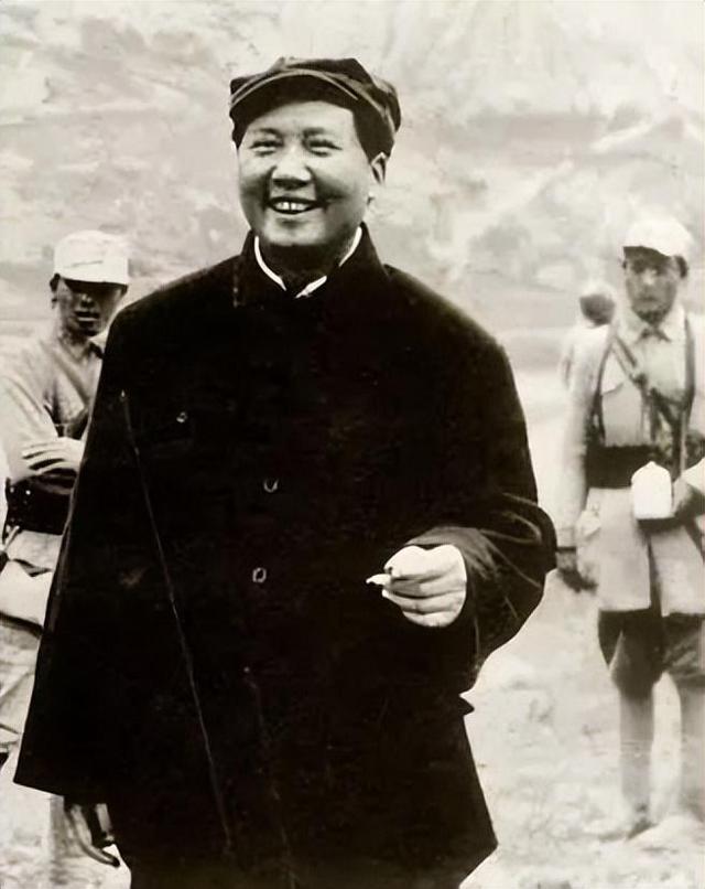 1951年国军少将莫雄即将被处决，主席：立即释放，再给他安排工作