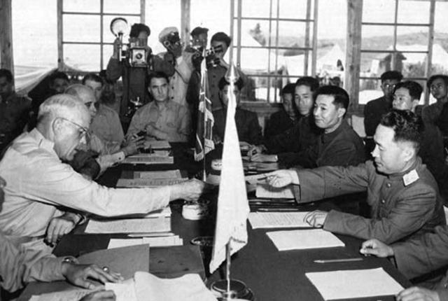 1951年，5名美谈判专家现身朝鲜，主席亲点一人：他吵架从没输过