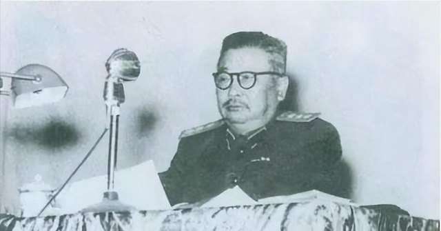 1951年，5名美谈判专家现身朝鲜，主席亲点一人：他吵架从没输过