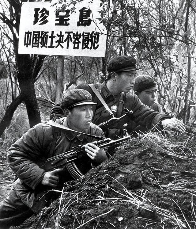 1969年肖全夫抗命拒绝向苏军开火，陈锡联震怒：我的命令都不听？